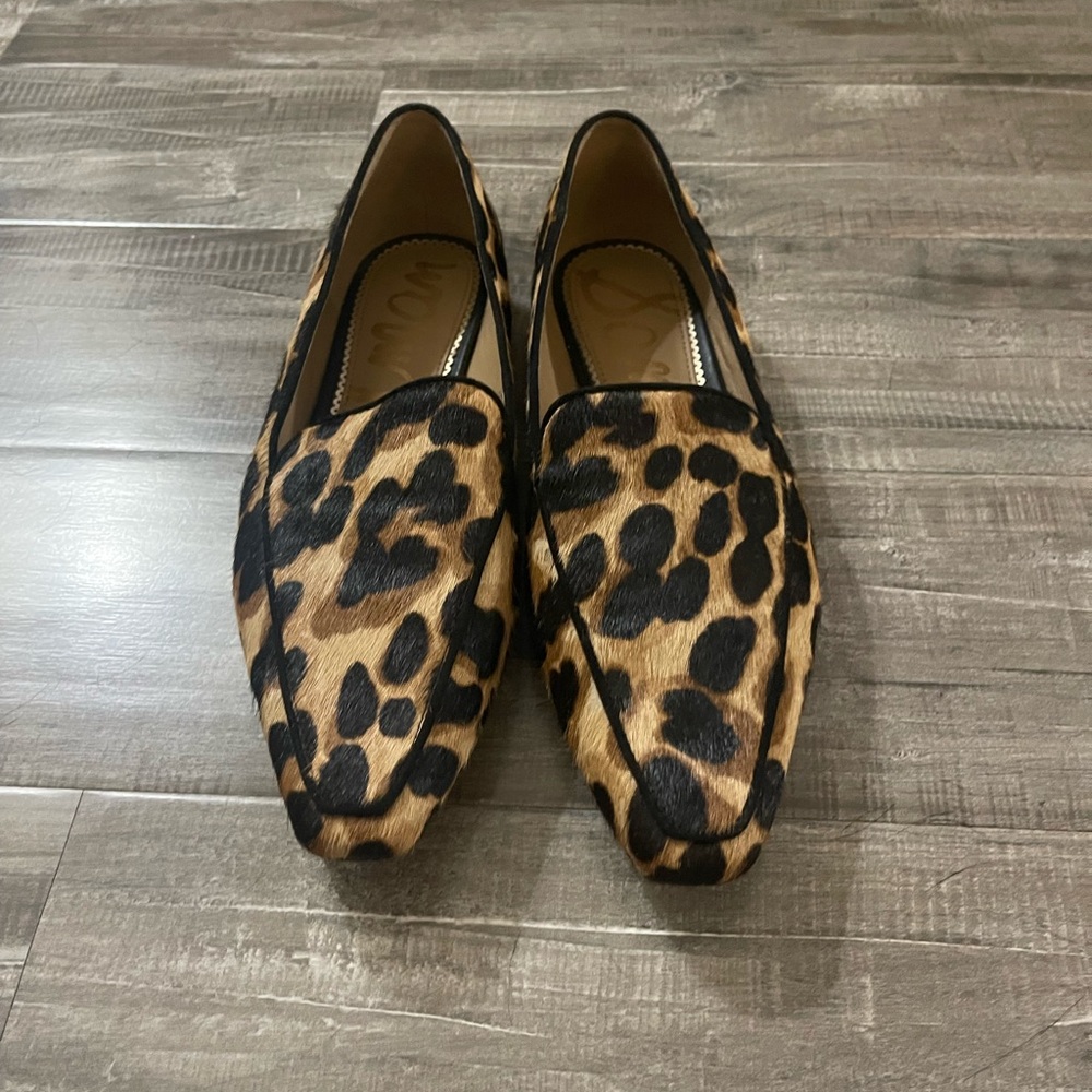 Sam Edelman calf hair leopard flats size 8
